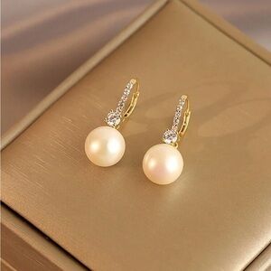 Pearl Drop Earrings